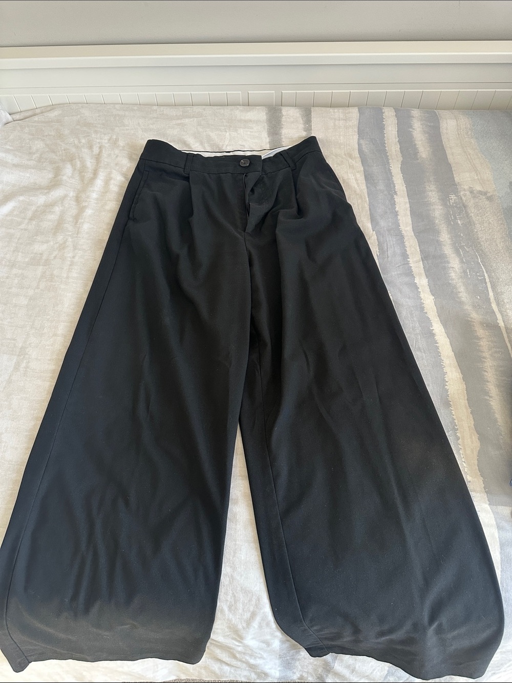 Zara Black Straight-Leg Trousers for Women